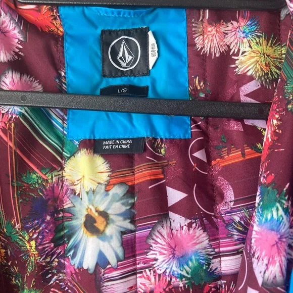 Volcom Jacket - Picture 2 of 8